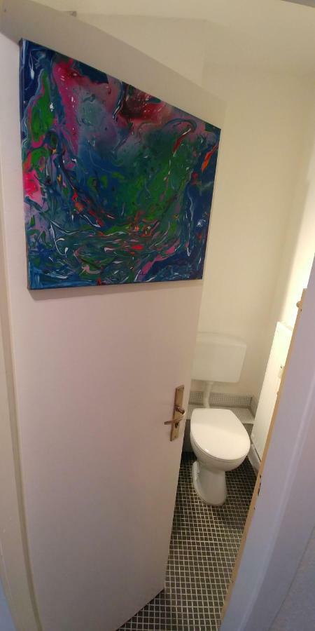 Appartement F3 - "Gemuetlich Mit Kunst" à Dresde Extérieur photo