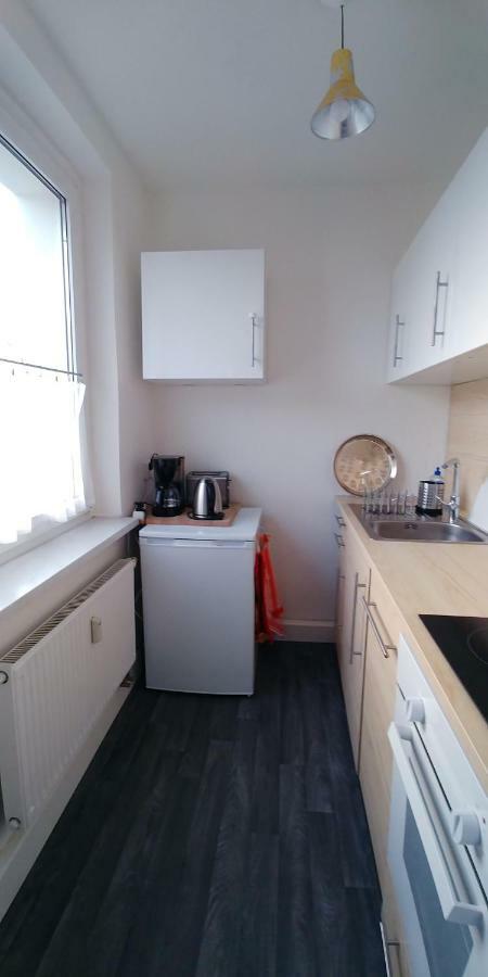 Appartement F3 - "Gemuetlich Mit Kunst" à Dresde Extérieur photo