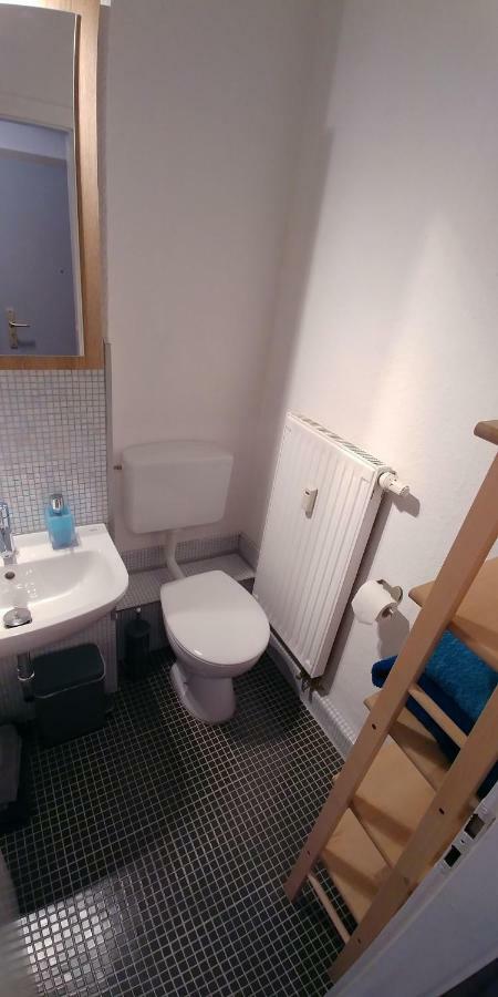 Appartement F3 - "Gemuetlich Mit Kunst" à Dresde Extérieur photo